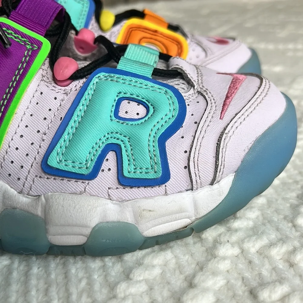 Nike Air. More uptempo multicolored sneakers 4Y